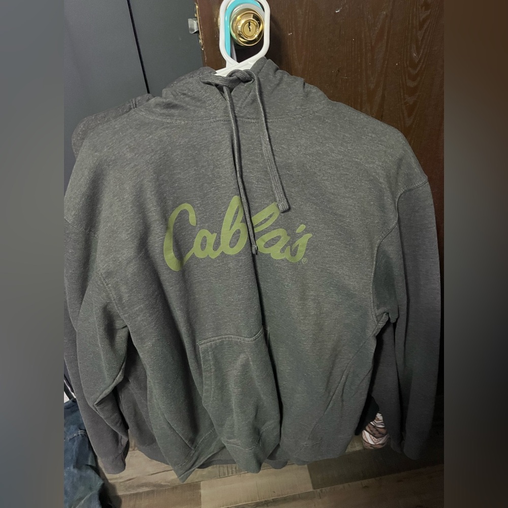 men’s cabalas sweatshirt